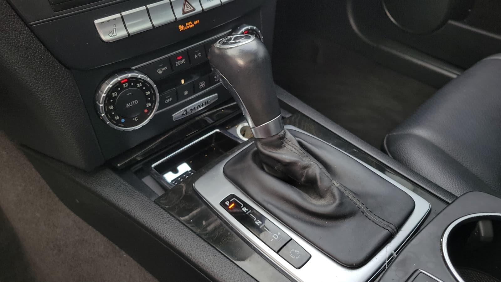 Mercedes-benz C-Class 2013 - Image 11