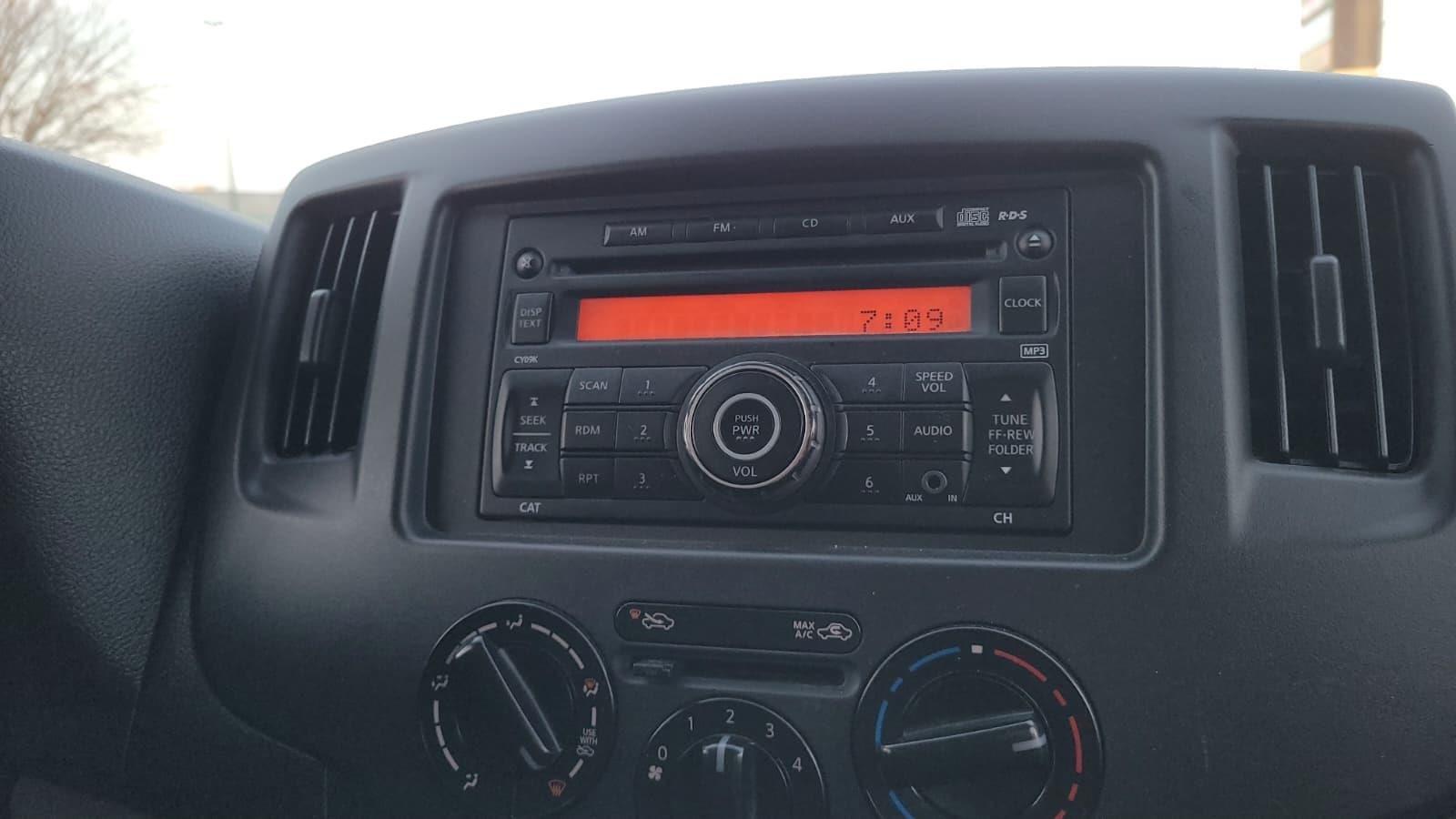 Nissan NV200 2017 - Image 8