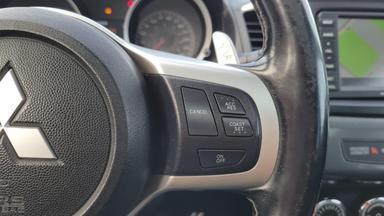 Mitsubishi Lancer 2010 - Thumbnail 11