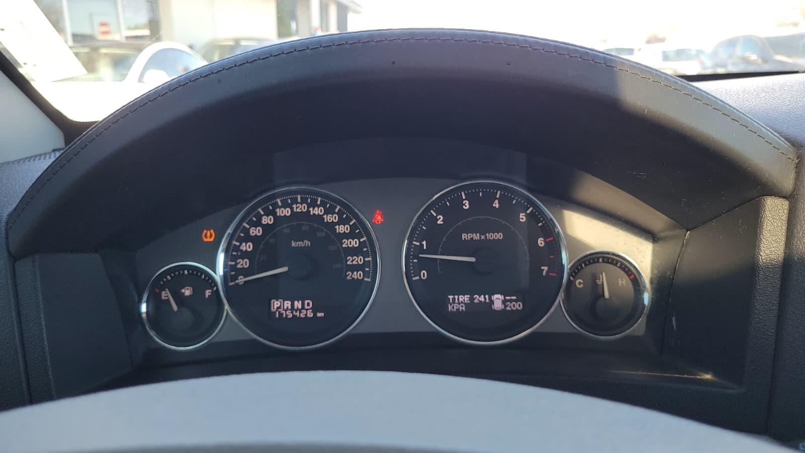 Jeep Grand Cherokee 2010 - Image 14