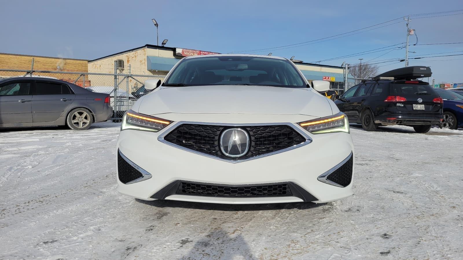 Acura ILX 2022 - Image 2