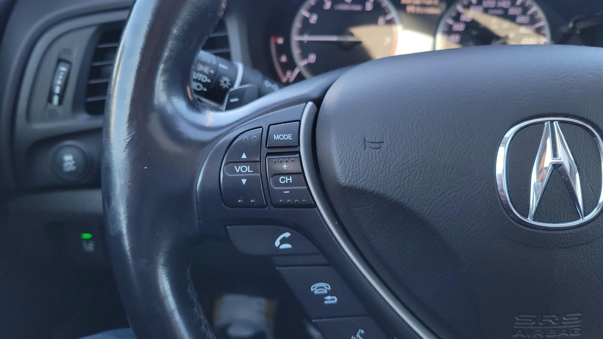 Acura ILX 2017 - Image 11