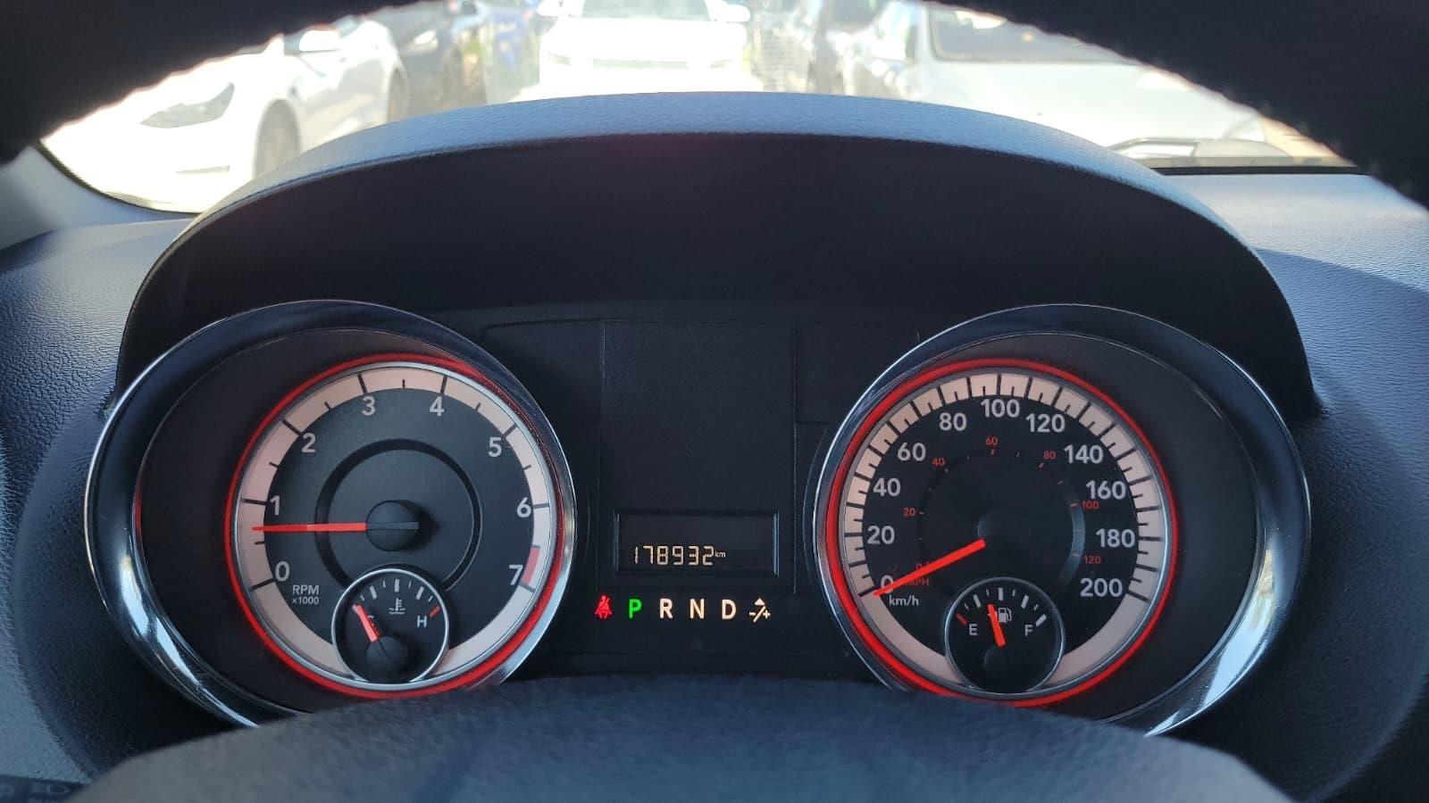 Dodge Grand Caravan 2016 - Image 14