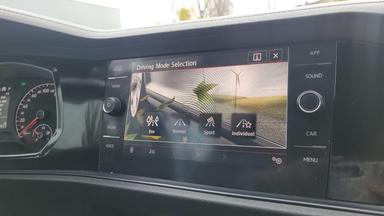 Volkswagen Jetta 2019 - Thumbnail 11