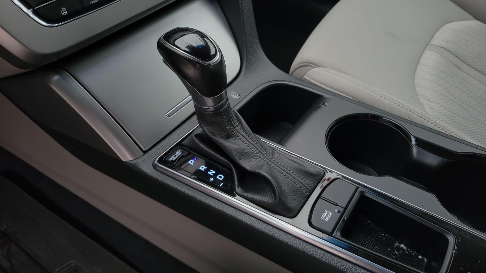 Hyundai Sonata Hybrid 2016 - Image 10