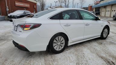 Hyundai Sonata Hybrid 2016 - Thumbnail 4