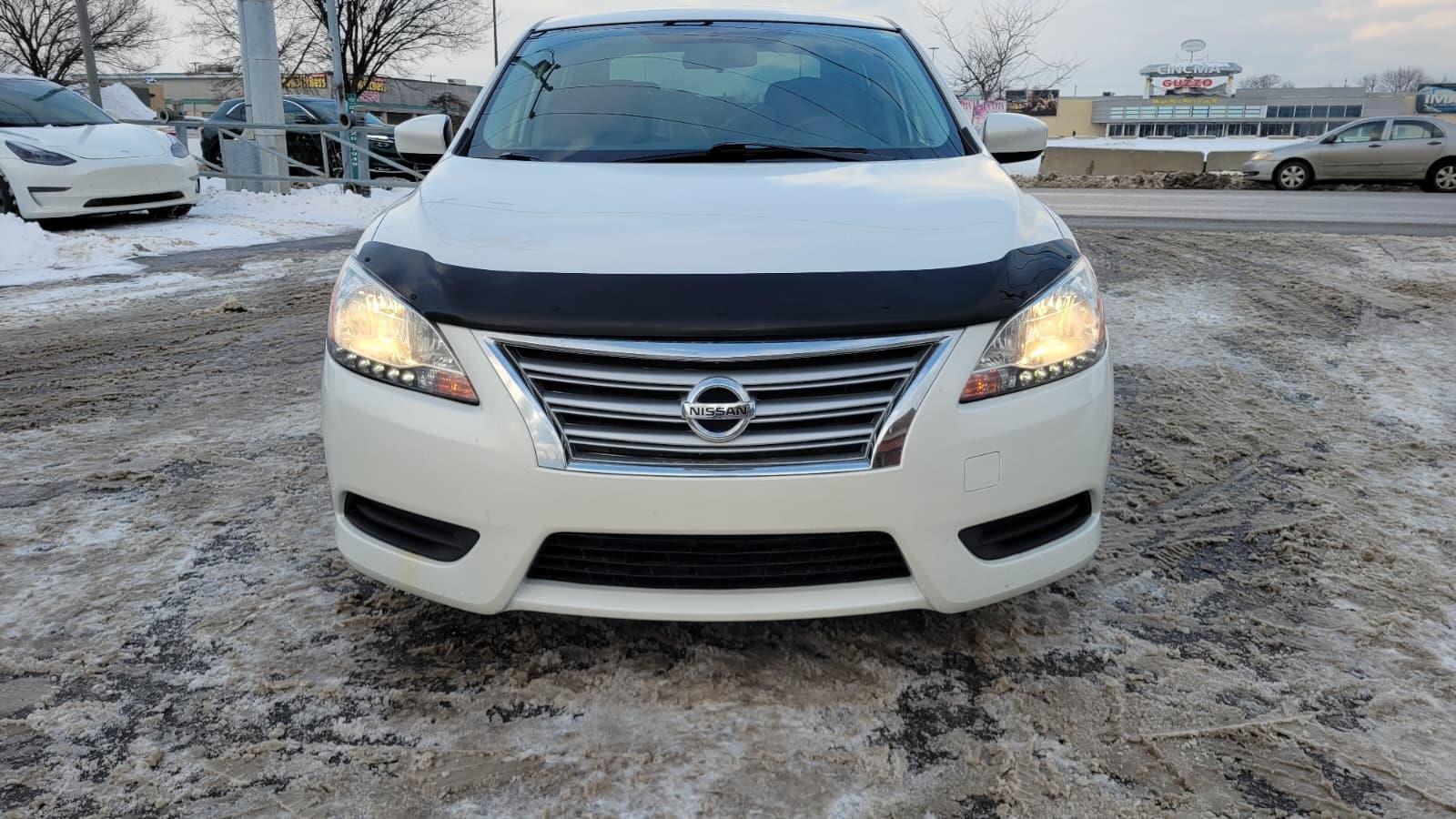 Nissan Sentra 2015 - Image 2