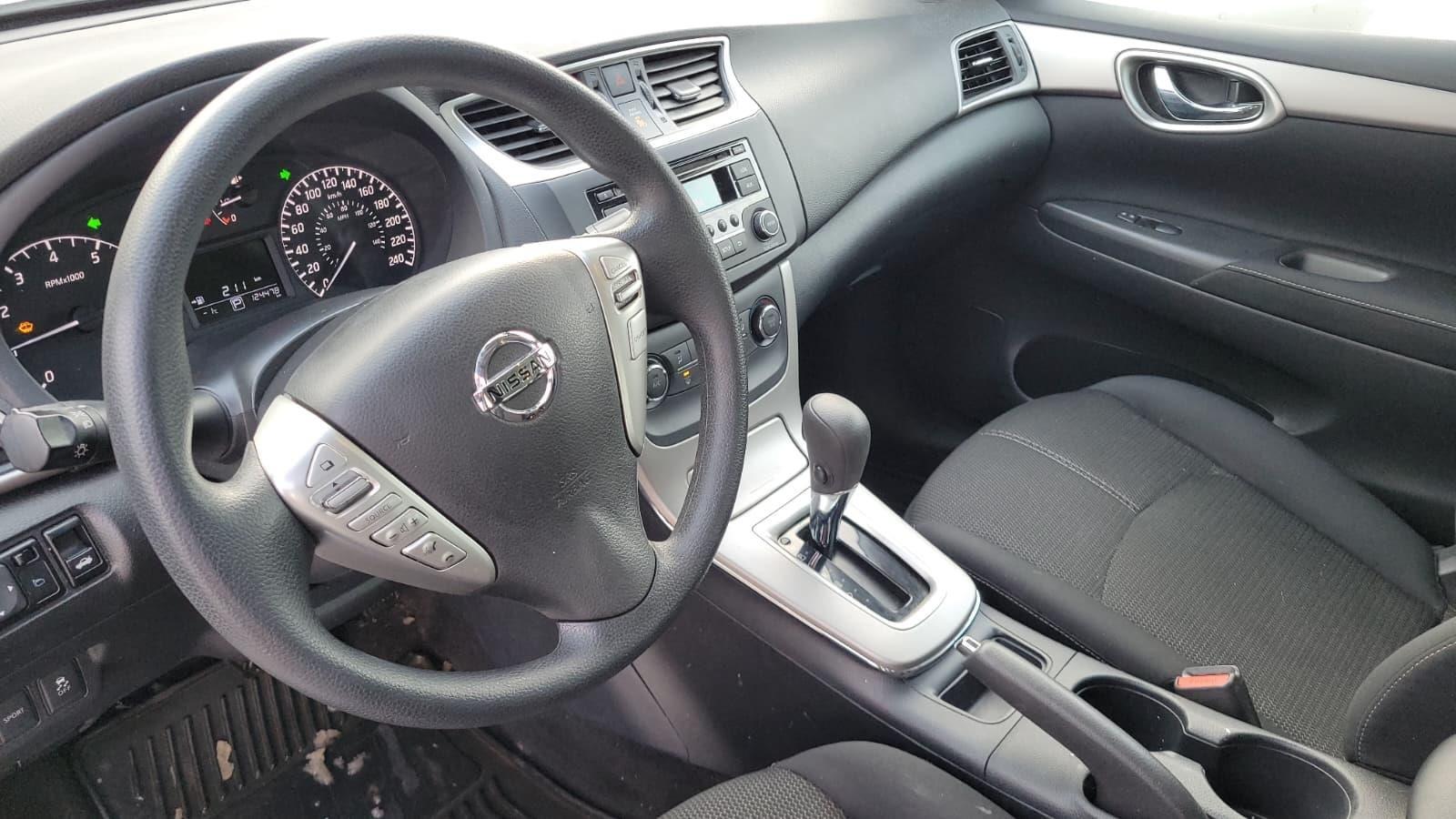 Nissan Sentra 2015 - Image 8