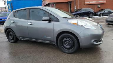 Nissan Leaf 2015 - Thumbnail 2