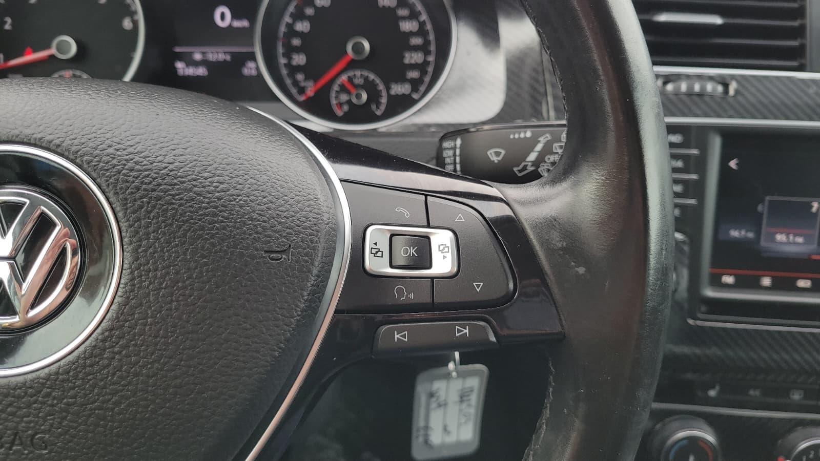 Volkswagen Golf 2016 - Image 13