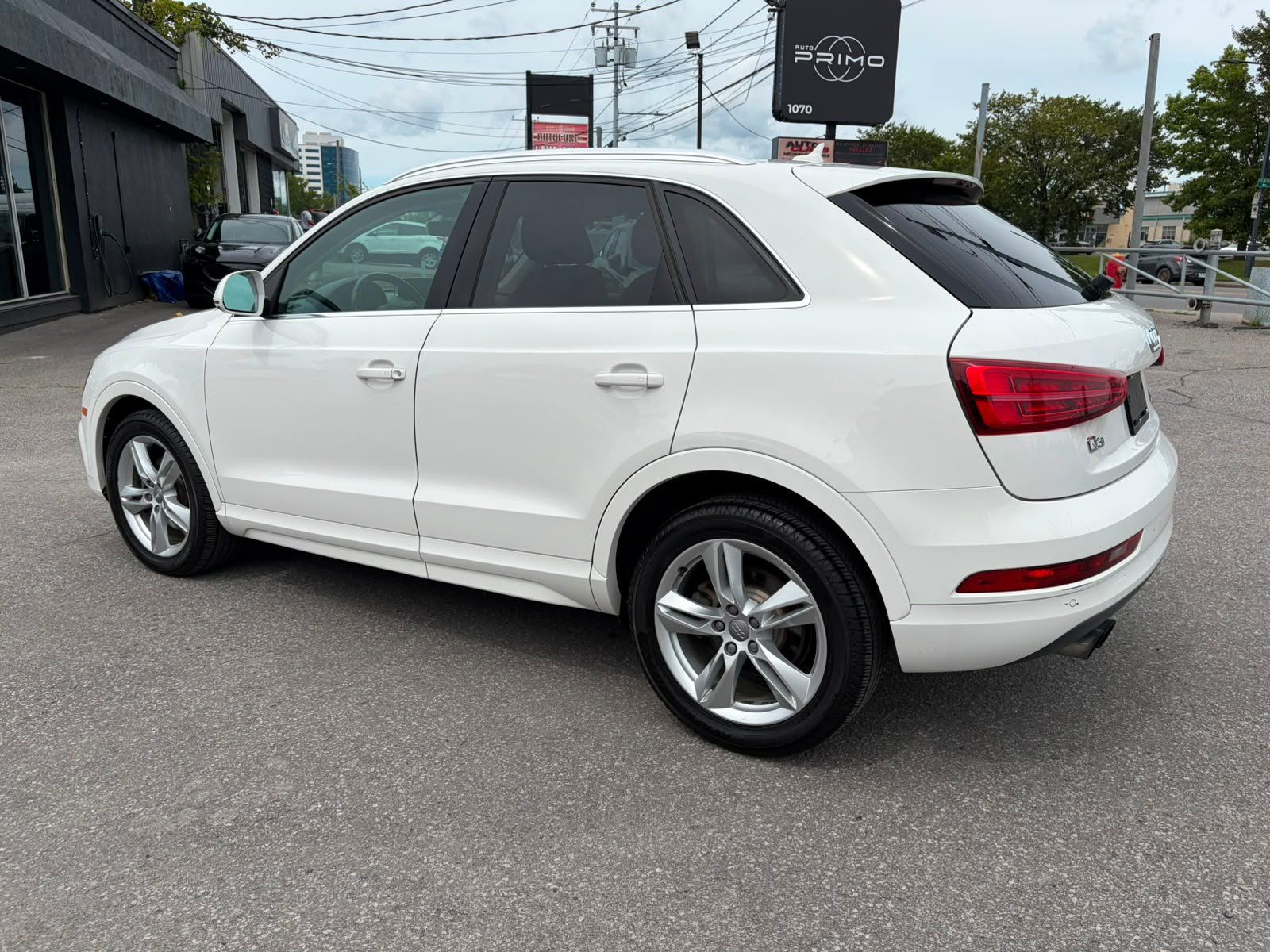 Audi Q3 2016 - Image 6