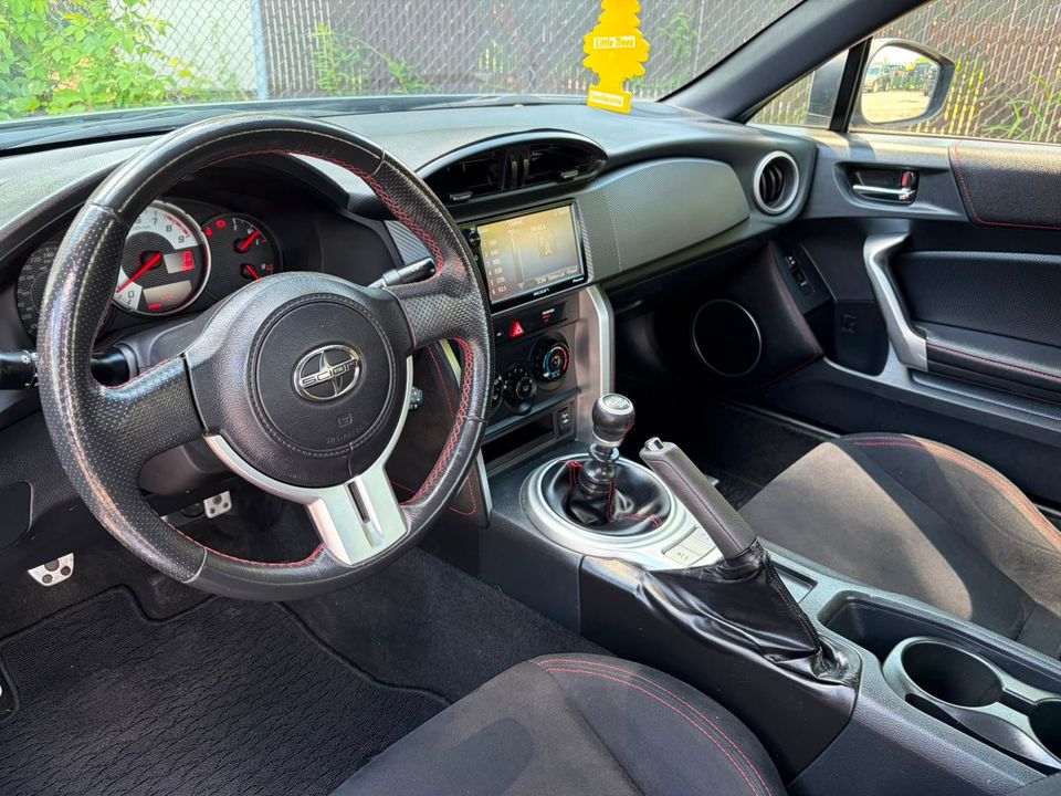 Scion FR-S 2016 - Image 7