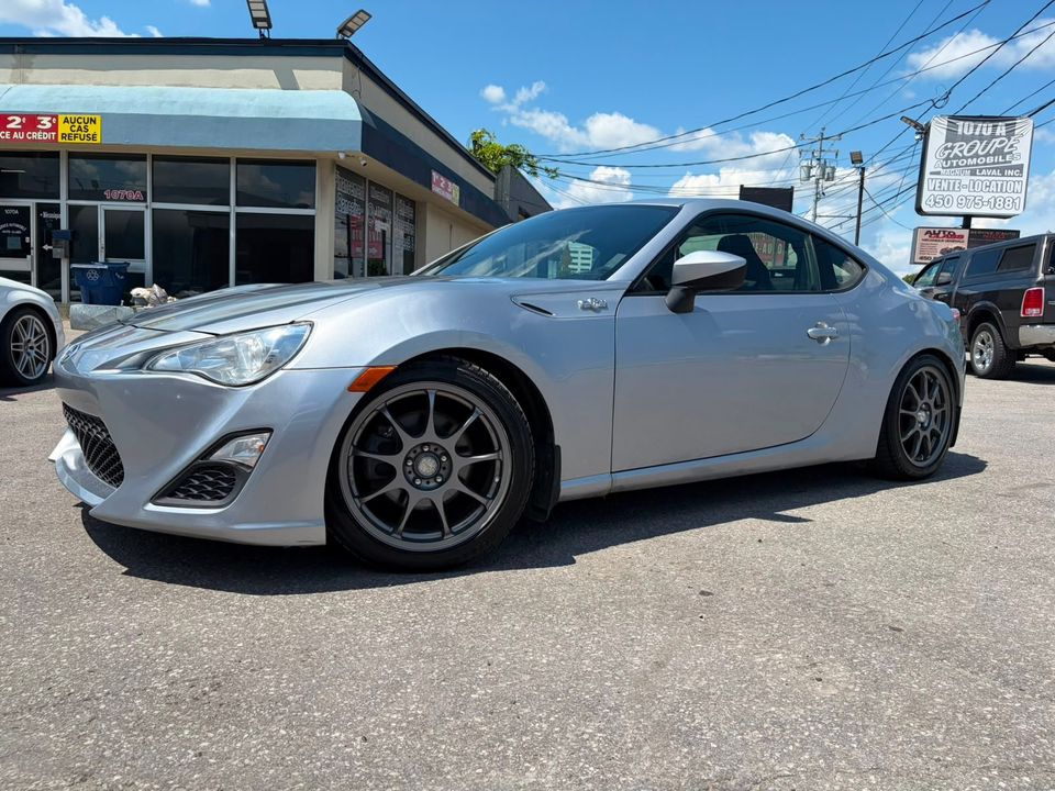 Scion FR-S 2016 - Image 1