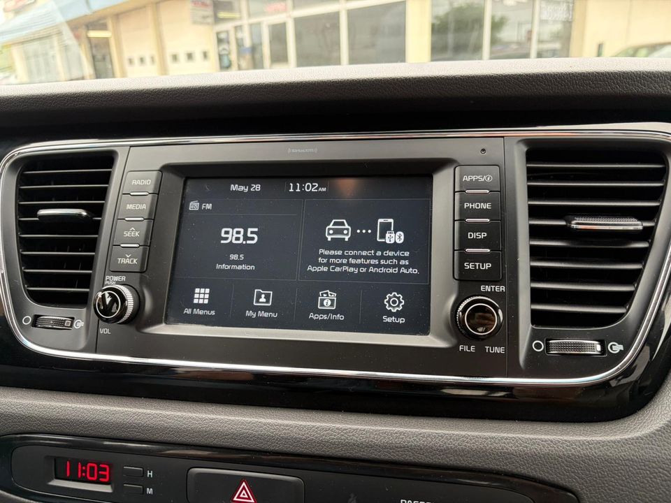 Kia Sedona 2018 - Image 11