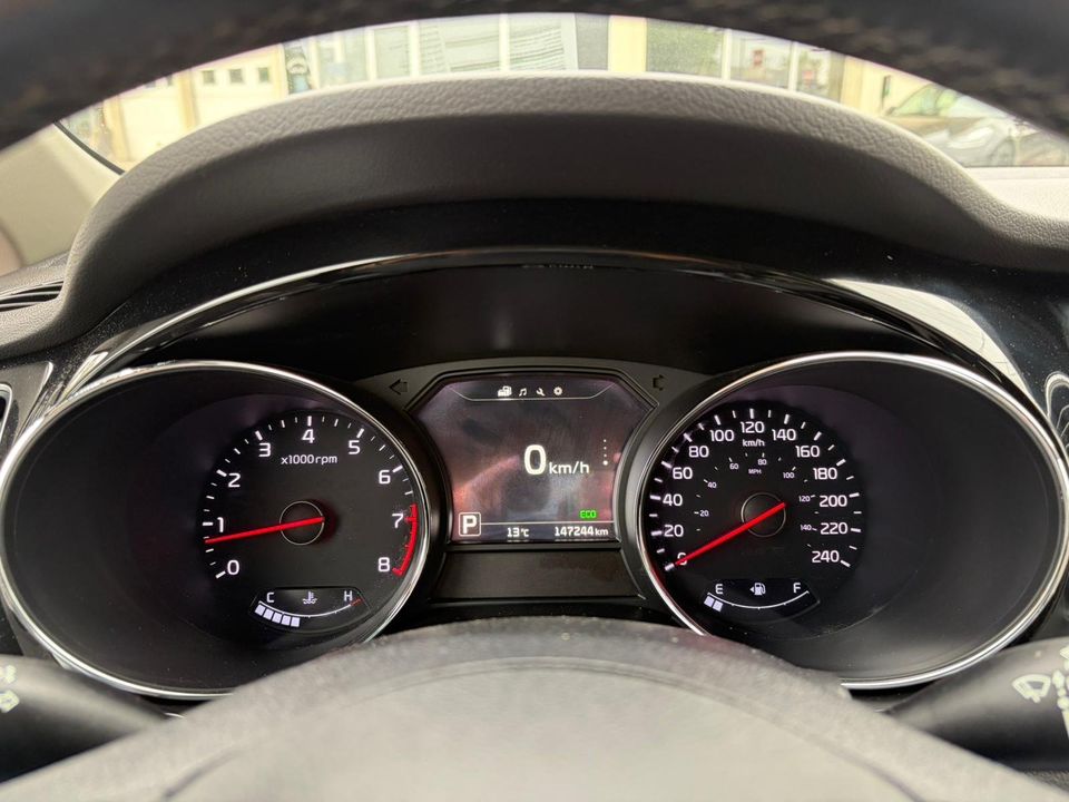 Kia Sedona 2018 - Image 13