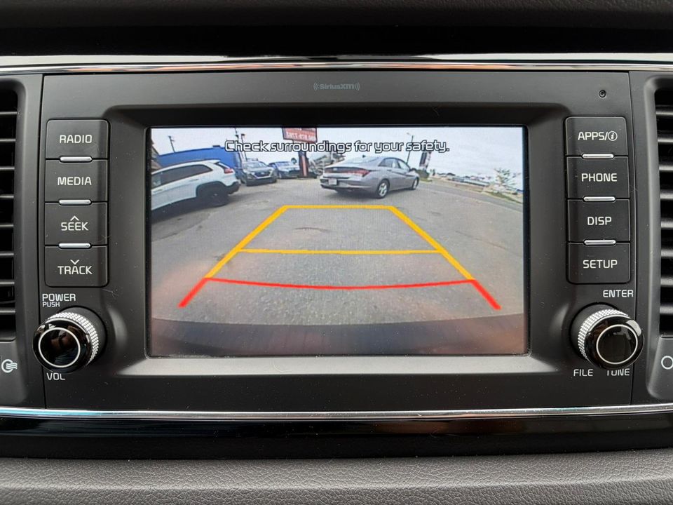 Kia Sedona 2018 - Image 15