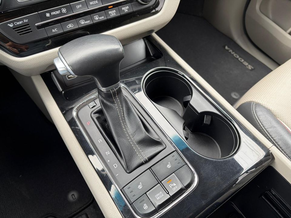 Kia Sedona 2018 - Image 10