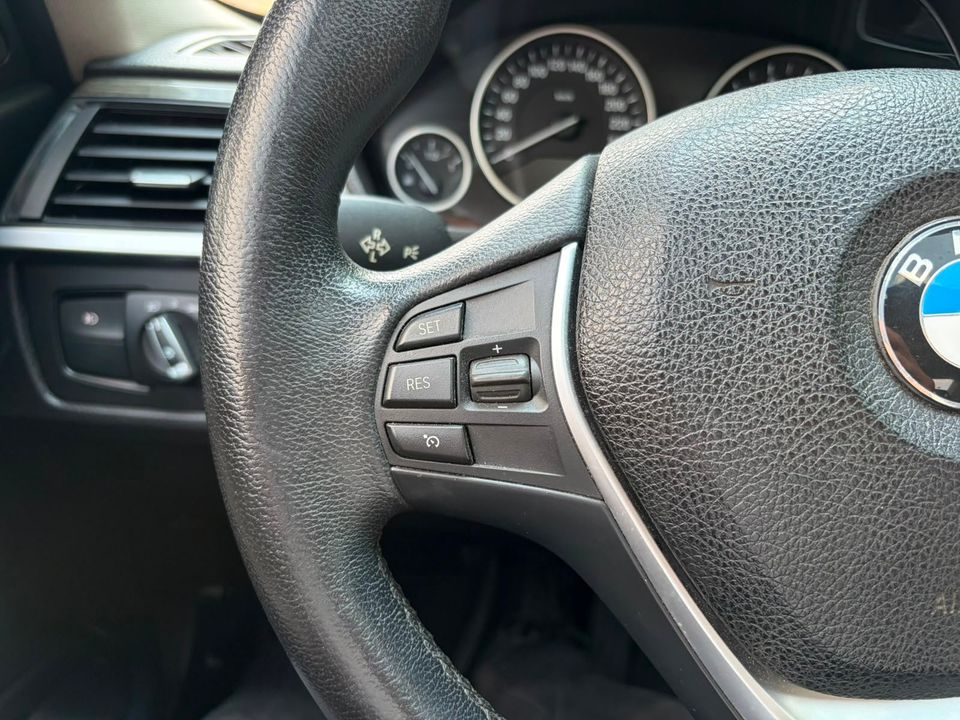 BMW 328i 2014 - Image 11