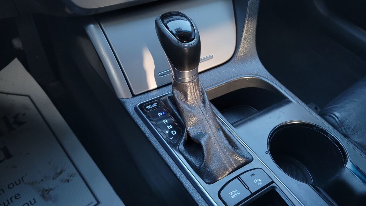 Hyundai Sonata 2017 - Image 10