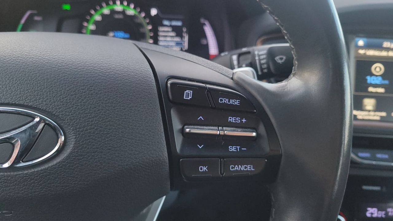 Hyundai Ioniq EV 2019 - Image 12