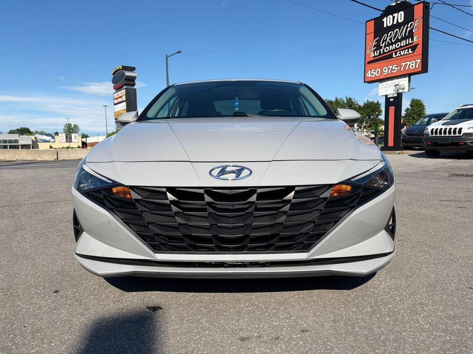 Hyundai Elantra 2022 - Image 2