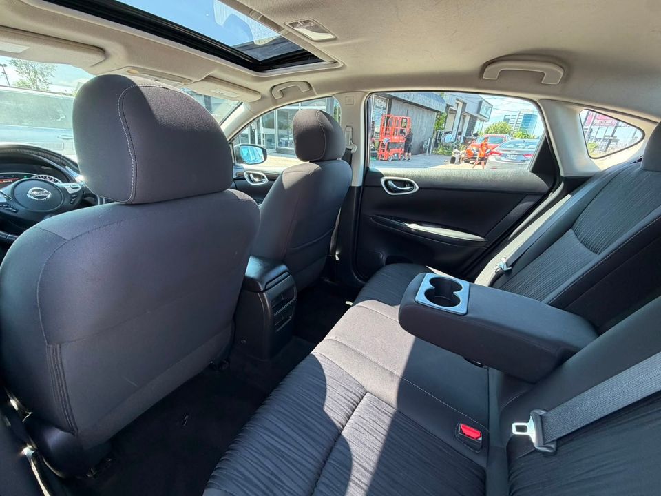 Nissan Sentra 2019 - Image 7