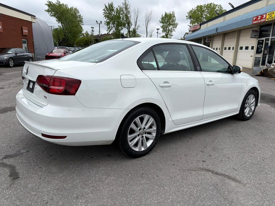 Volkswagen Jetta 2017 - Image 4