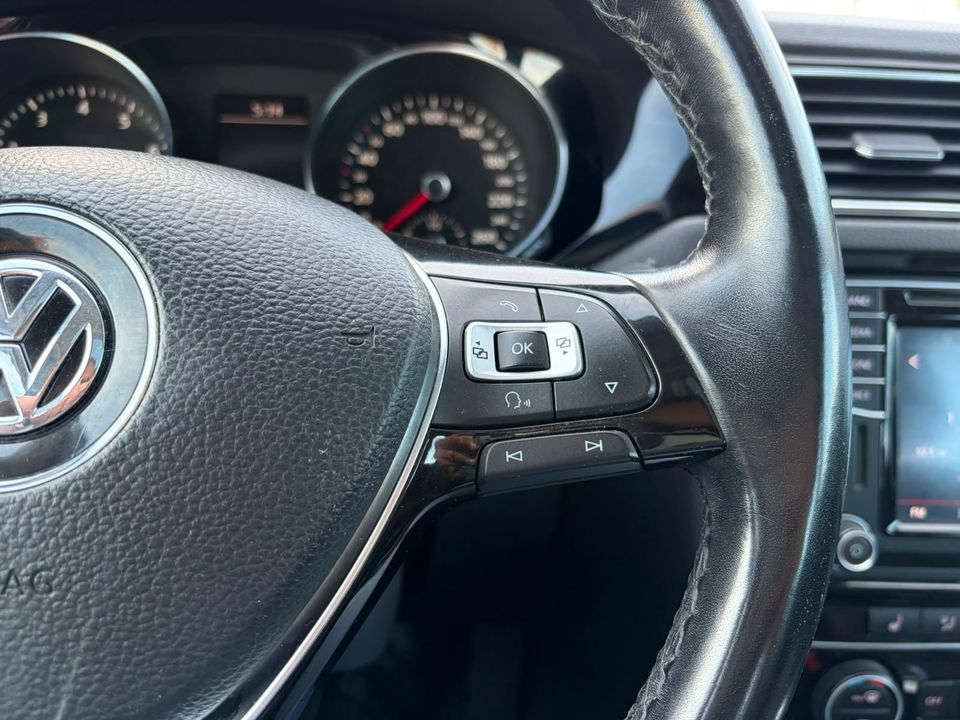 Volkswagen Jetta 2017 - Image 13