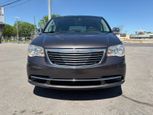 Chrysler Town - Country 2016 - Thumbnail 2